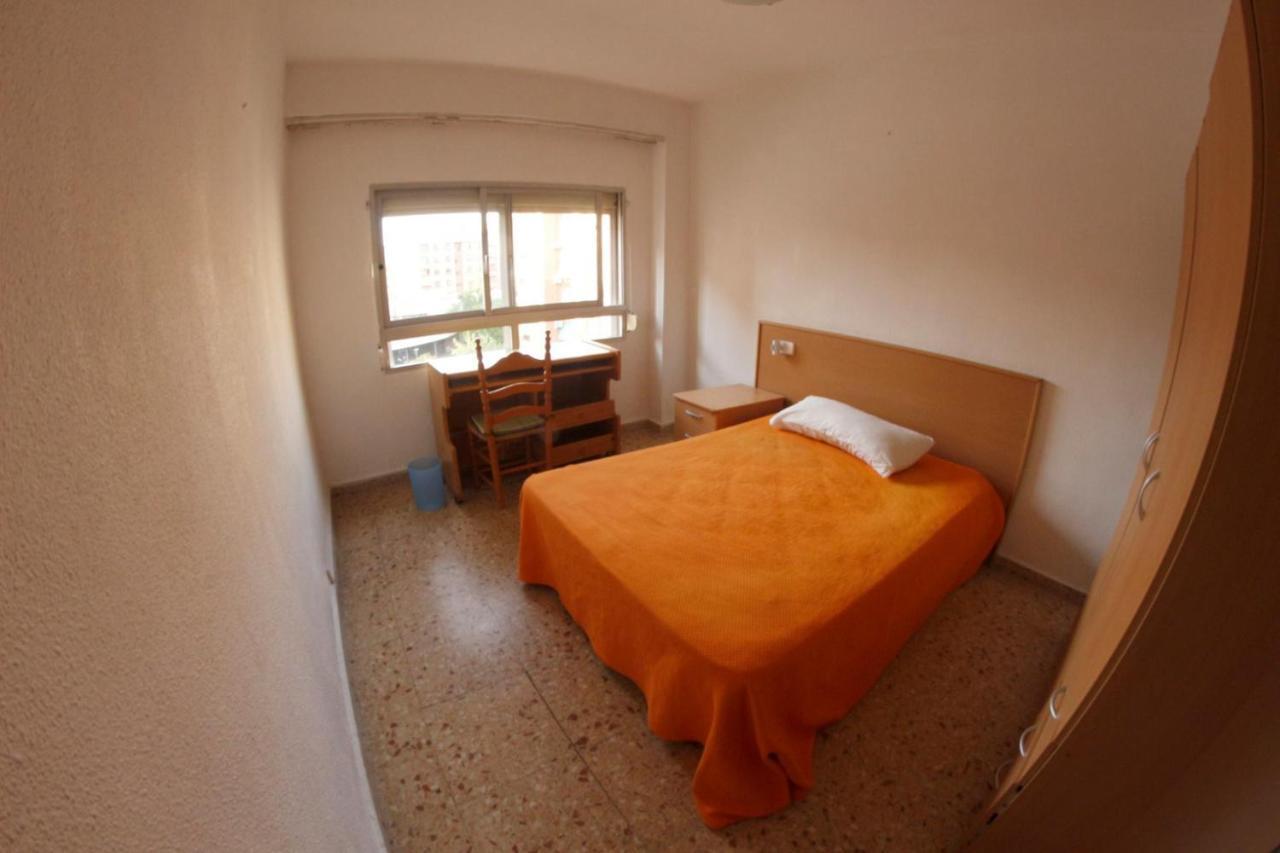 Bigger Flat For Holiday Near Beach Ideal For Familie With Climatisacion Valencia Buitenkant foto