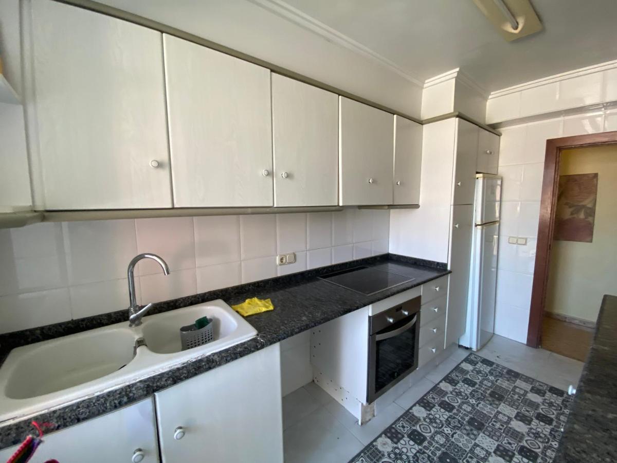 Bigger Flat For Holiday Near Beach Ideal For Familie With Climatisacion Valencia Buitenkant foto
